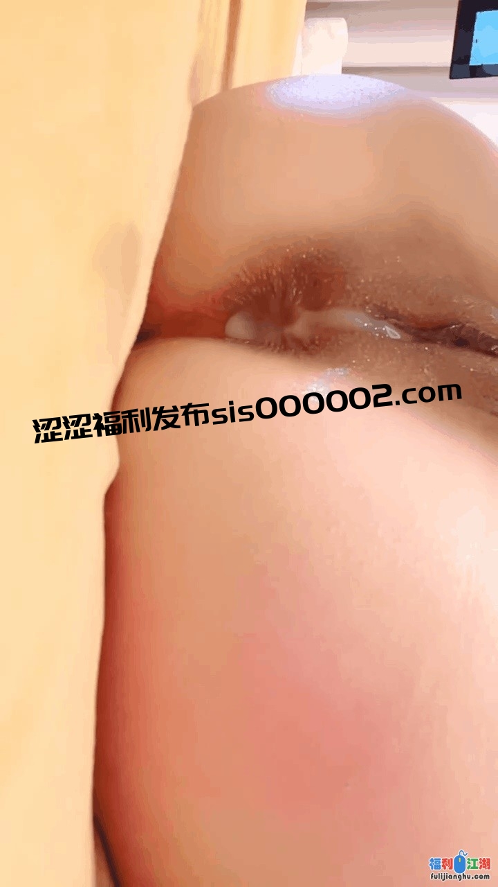 黑丝露脸颜值不错的极品人妻诱惑狼友跟大哥激情啪啪 口交足交乳交大鸡巴 激情上位无套爆操 揉奶玩逼内射 [1V/2.6G][百度盘]